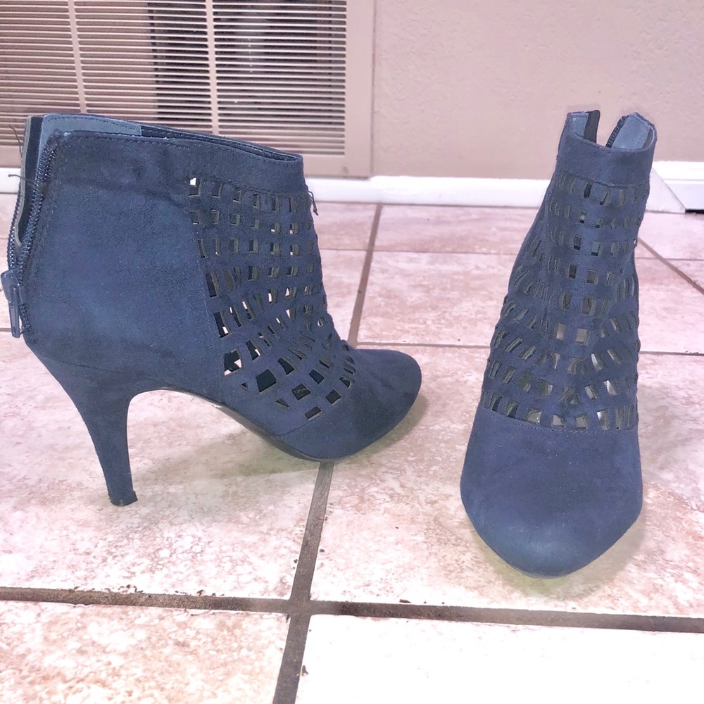 Navy Sueded Booties